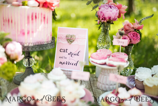 TABLE DECOR SIGNS Wood Eco Rustic Table numbers Rustic Pink Wedding Table Sign with Lace, Pink Barn Wedding Dinner Table Card, Eco Romantic Personalized Cards with Wooden Heart, Simple Rustic Lace Table Cards