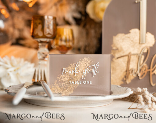PLACE CARDS / TABLE CARDS Acrylgold klar / Holz 3D Acryl Beige Platzkarte mit Ständer, Arch Clear Nude Taupe Namenskarten, Premium Luxus Sitzkarten, Platzkarten für Hochzeitsgäste, Gold Gäste-Eskortkarten