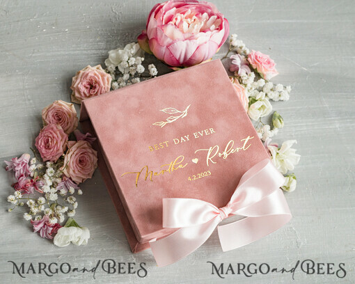 RING BEARER BOXES & PILLOWS Samtkästchen für den Trauungszeremonie Luxuriöse Samt-Eheringe-Box, elegante Hochzeitsbox aus samtigem blush Pink, zarte und handgefertigte Eheringe-Box.
