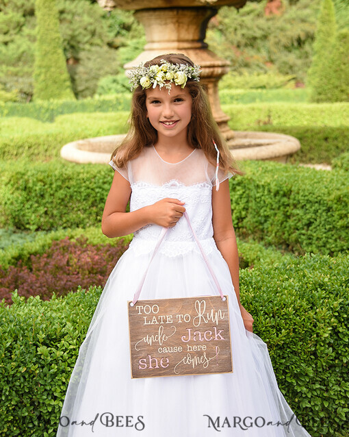FLOWER GIRL / Page Boy SIGNS rustic Personalised wood wedding sign, Wooden Page boy sign, Wood Engraved flower girl sign, flower girl wedding day sign, rustic wedding decor for flower girl, daddy here comes mummy, here comes the bride