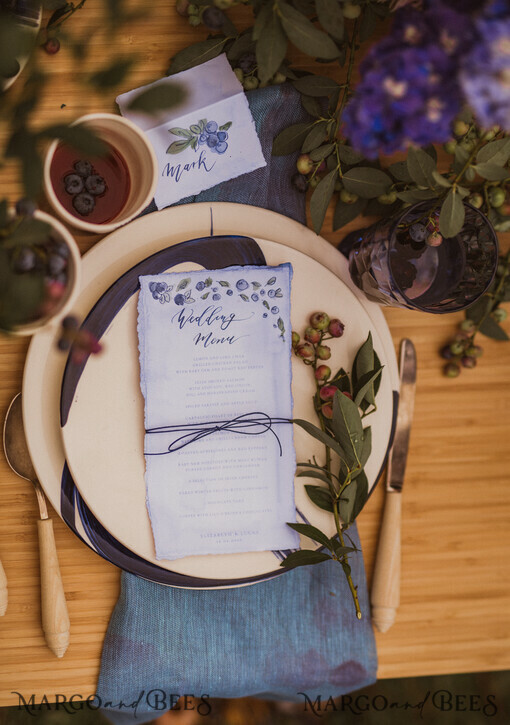 MENU & PROGRAMS romantisch Blaubeer-Hochzeitsmenü, Florales Blau-Hochzeitsmenü, Aquarell-Blaubeeren-Menükarte, Schickes minimalistische Blaubeer- und Laub-Hochzeitsmenü, Süßes Blaubeer-Menü