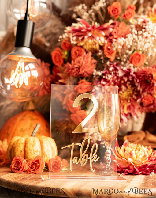 TABLE DECOR SIGNS Acrylic table decor Numbers Acrylic Table Numbers, Clear Acrylic gold Sign, 3D Gold Plexi Table Numbers, Luxury Wedding Table Decor, Wedding Signage Gold mirror table number, editable text