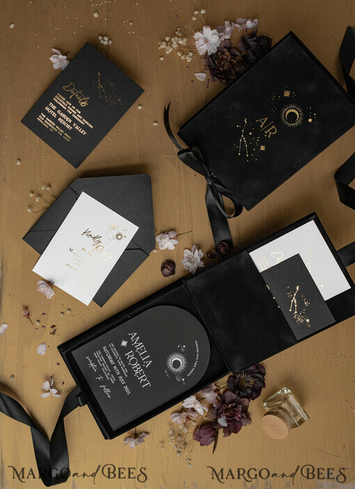 WEDDING INVITATIONS Einladungen für VIP/ Boxeinladungen für Eltern Arch Acryl Hochzeitskarten in Samtetui, Schwarze Plexi Glamour Hochzeitskarten Suite Luxusbox, Mond Sterne elegante Samt-Hochzeitskarten