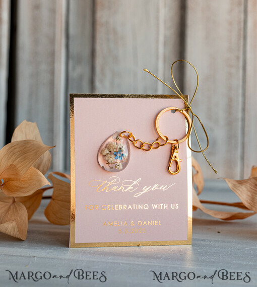 WEDDING FAVORS Resin Custom Resin Keychain Wedding Favors For Guests in bulk Custom Resin forget me not and baby breath flower  Keychain, Golden personalised Thank you gifts Teardrop Keychain with Gold-Plated Stainless Steel Hardware
