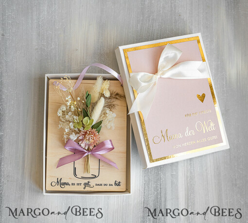 Geschenke zum Muttertag Grußkarten für Mama Holzkarte mit Widmung für Mama – Geschenkbox mit Trockenblumen Geschenk in eleganter Box mit Trockenblumen zum Muttertag  Geschenkidee zum Muttertag