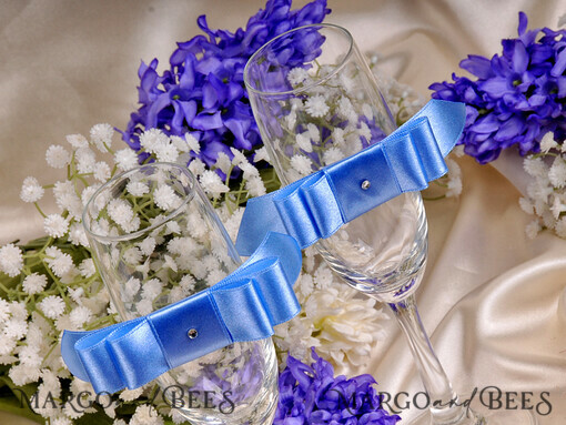GLASSES romantic