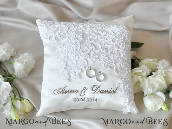 RING BEARER BOXES & PILLOWS Classic Ring Pillows Personalised Wedding Ring Pillow • Lace Ring Bearer Pillow • Custom Boho Ring Bearer 28/kor/pod