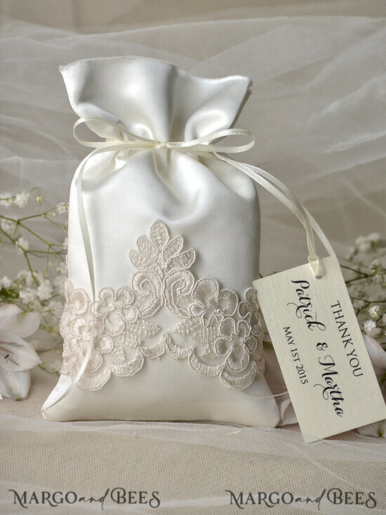 HOCHZEITSGESCHENKE Geschenktüten aus Satin und Spitze Hochzeitsgeschenke, Spitzen-Satin-Tasche 02/st/bg