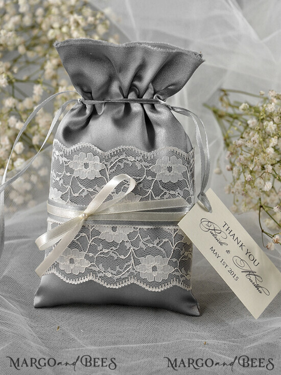 HOCHZEITSGESCHENKE Geschenktüten aus Satin und Spitze Hochzeitsgeschenke, Spitzen-Satin-Tasche 14/st/bg