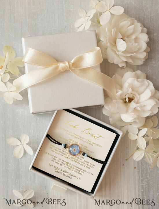 BRIDESMAID/BEST MAN BOX Trauzeuge Fragen Geschenkbox Ein Geschenk für die Braut – Ein Armband mit einer Vergissmeinnicht-Blume in einer Geschenkbox mit Widmung 03/brautbox/geschenkBraut