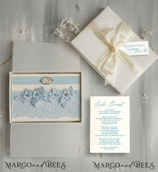 BRIDE bolero, robes, garter Geschenkidee für die Braut Strumpfband Doppeltes Strumpfband-Set für die Braut – edel & romantisch in Geschenkbox mit Gedicht – perfektes Geschenk zur Hochzeit 23/TSblau/podDE