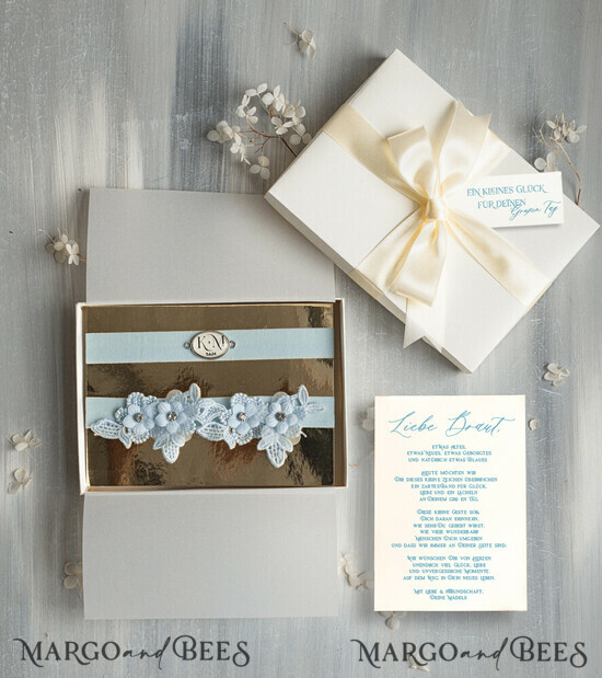 BRIDE bolero, robes, garter Geschenkidee für die Braut Strumpfband Doppeltes Strumpfband-Set für die Braut – edel & romantisch in Geschenkbox mit Gedicht – perfektes Geschenk zur Hochzeit 01/TSblau/podDE