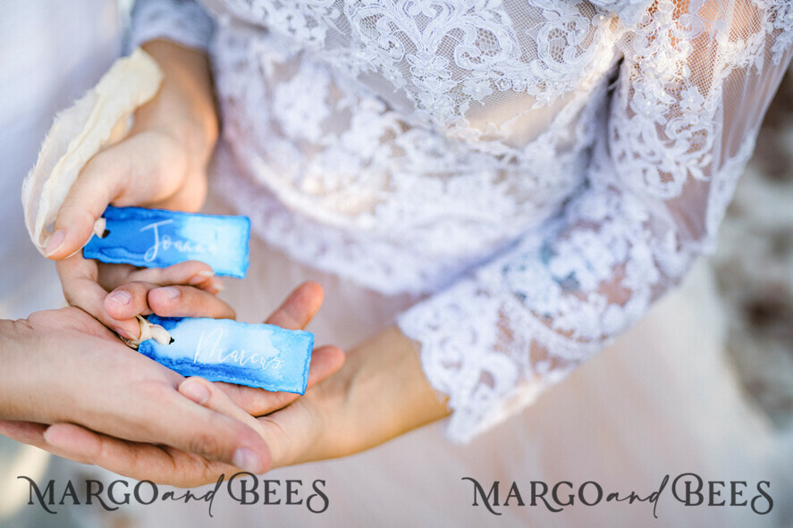 PLACE CARDS / TABLE CARDS Boho Elegance Bold Line Delicate Blue Wedding Place Cards, Watercolor Design Name Tags with Ribbon, Unique Wedding Stationery, Beach Wedding Place Card, Decled-Edge Custom Escort Cards