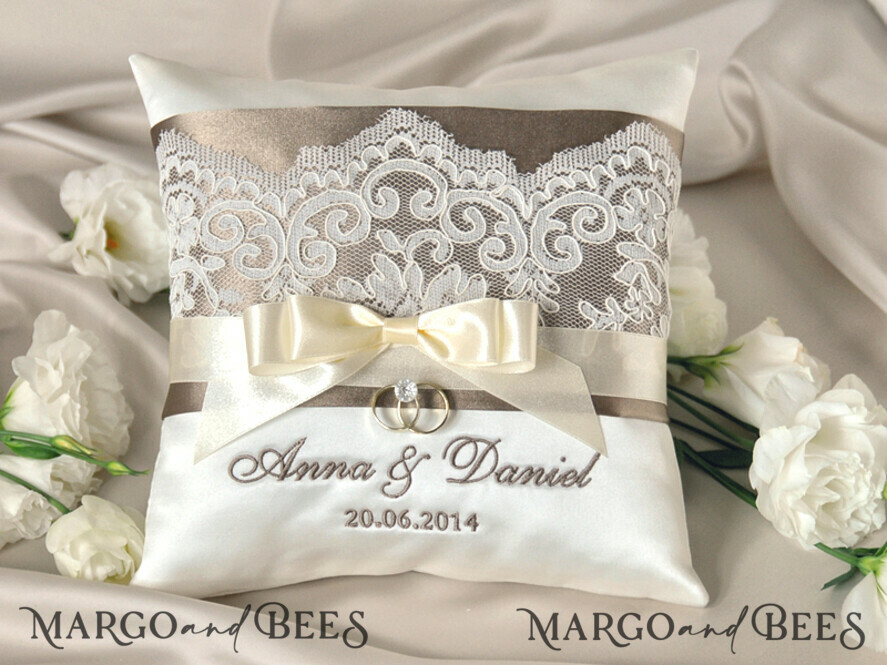 Custom Wedding Ring box for ceremony, Vintage wedding Ring Pillow • Custom Ring Bearer Pillow • Boho Glam Ring Bearer