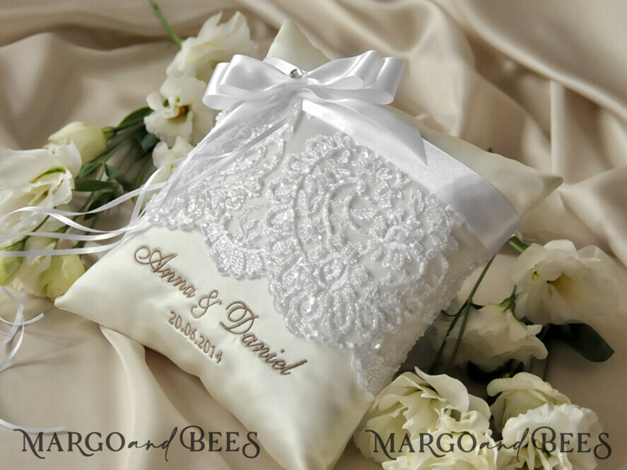 RING BEARER BOXES & PILLOWS crystal ring box