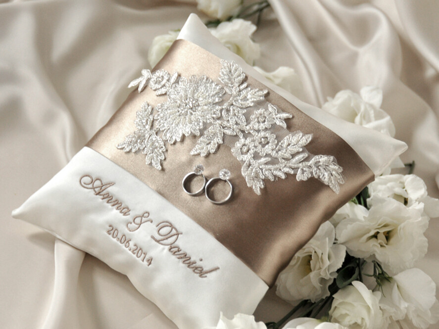 RING BEARER BOXES & PILLOWS crystal wedding pillow