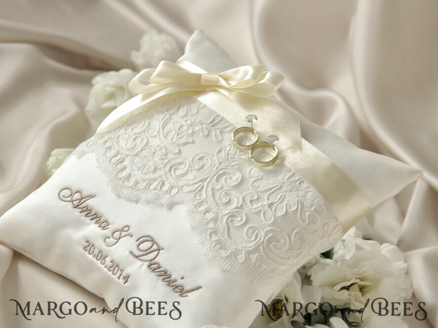 Personalised wedding box his and hers, Custom Wedding Ring Pillow • Embroidered Ring Bearer Pillow • Handmade Ring Bearer Pillow