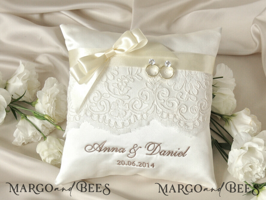 Personalised wedding box his and hers, Custom Wedding Ring Pillow • Embroidered Ring Bearer Pillow • Handmade Ring Bearer Pillow