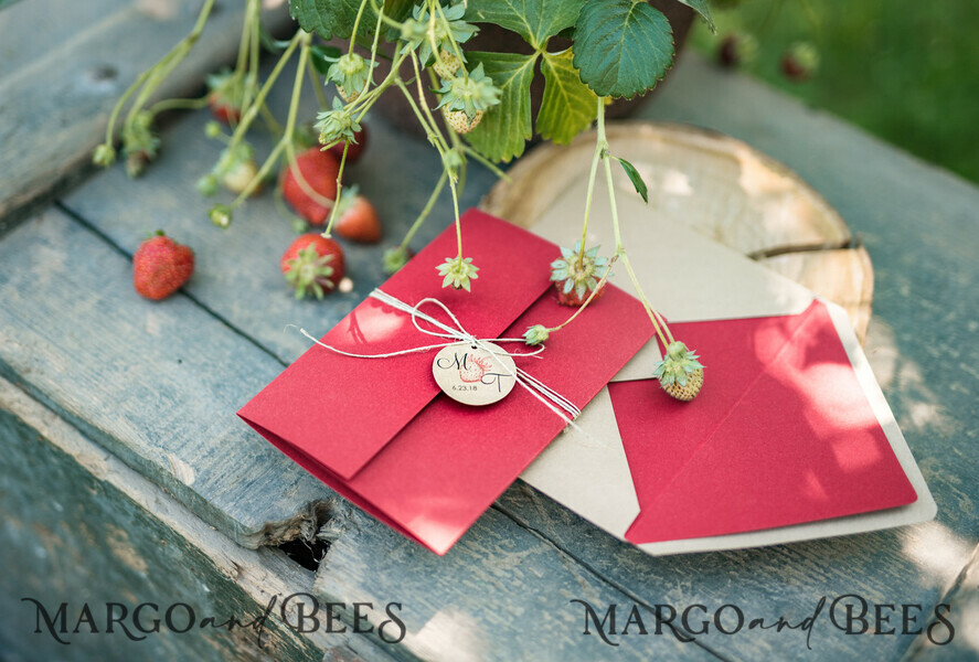 WEDDING INVITATIONS rustic / country / shabby chick Wedding invitations suite burlap hessian invites