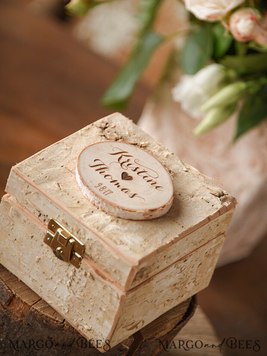 RING BEARER BOXES & PILLOWS Epoxy Wedding rings Box Custom Wedding Ring box for ceremony, wood wedding ring box • rustic wedding rings box • real flowers in resin luxury ring box