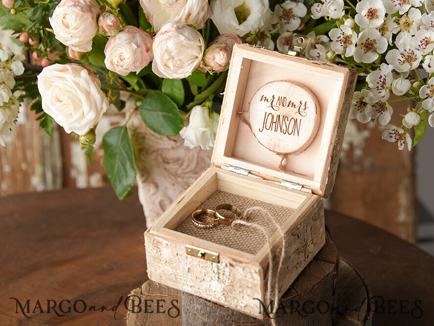 RING BEARER BOXES & PILLOWS Epoxy Wedding rings Box Custom Wedding Ring box for ceremony, wood wedding ring box • rustic wedding rings box • real flowers in resin luxury ring box