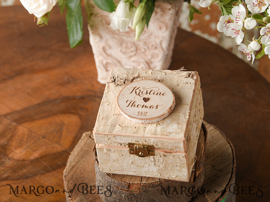 RING BEARER BOXES & PILLOWS Epoxy Wedding rings Box Custom Wedding Ring box for ceremony, wood wedding ring box • rustic wedding rings box • real flowers in resin luxury ring box