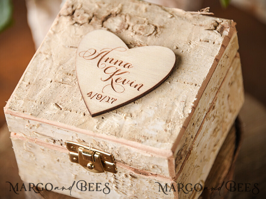 RING BEARER BOXES & PILLOWS Epoxy Wedding rings Box Personalised wedding box his and hers, Handmade wedding ring box • Real Flowers ring bearer box • wood luxury ring box