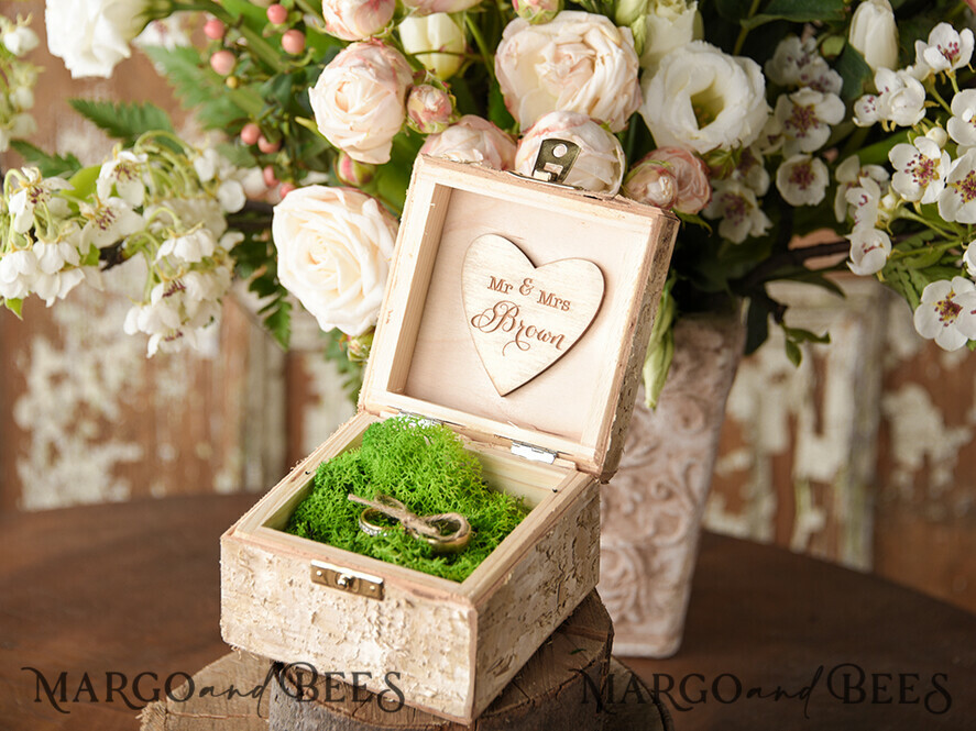 RING BEARER BOXES & PILLOWS Epoxy Wedding rings Box Personalised wedding box his and hers, Handmade wedding ring box • Real Flowers ring bearer box • wood luxury ring box