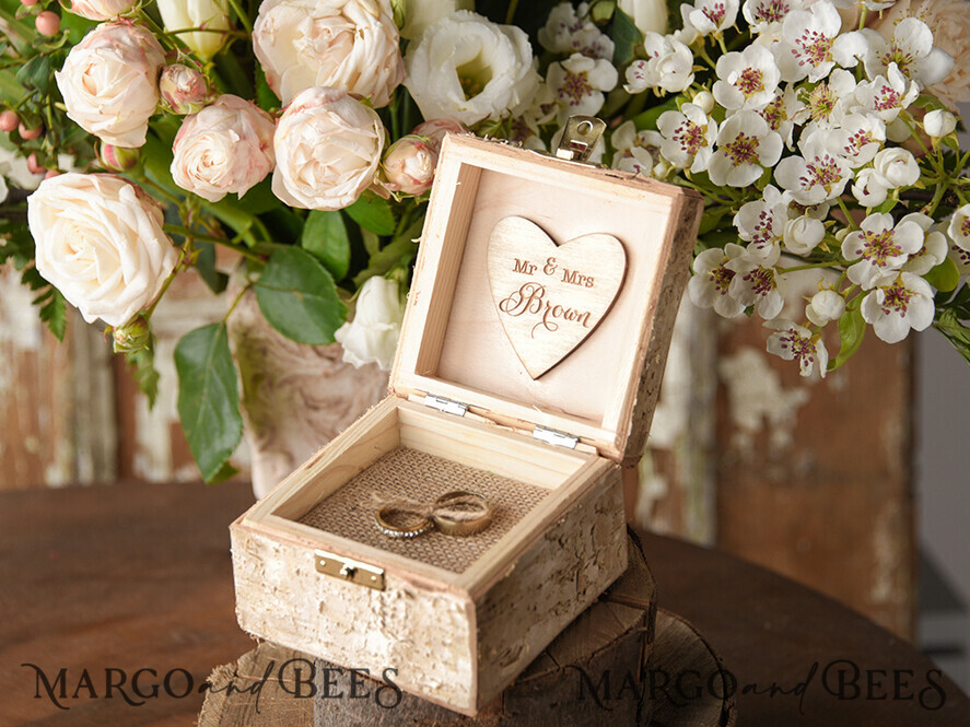 RING BEARER BOXES & PILLOWS Epoxy Wedding rings Box Presoanlised wedding Ring box for 2 or 3 rings, rustic glam wedding ring box • handmade ring bearer box • velvet luxury ring box