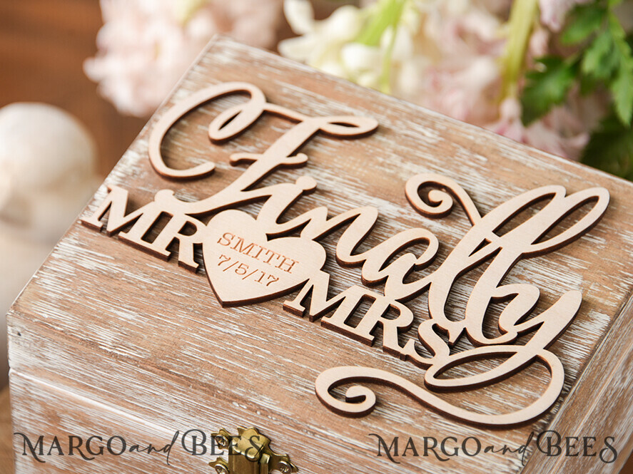 RING BEARER BOXES & PILLOWS Epoxy Wedding rings Box Personalised wedding box his and hers, wood wedding ring box • rustic wedding rings box • real flowers in resin luxury ring box