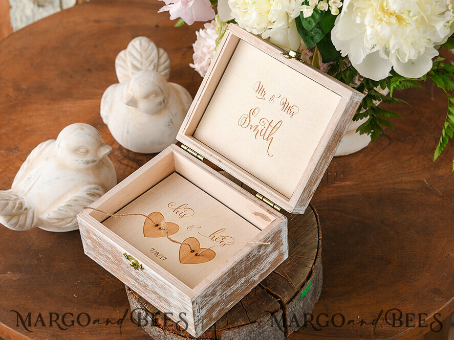 RING BEARER BOXES & PILLOWS Epoxy Wedding rings Box Personalised wedding box his and hers, wood wedding ring box • rustic wedding rings box • real flowers in resin luxury ring box