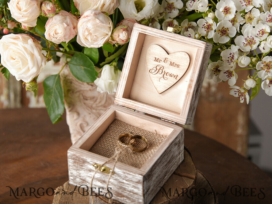 RING BEARER BOXES & PILLOWS Epoxy Wedding rings Box Custom Wedding Ring box for ceremony, wood wedding ring box • rustic wedding rings box • real flowers in resin luxury ring box