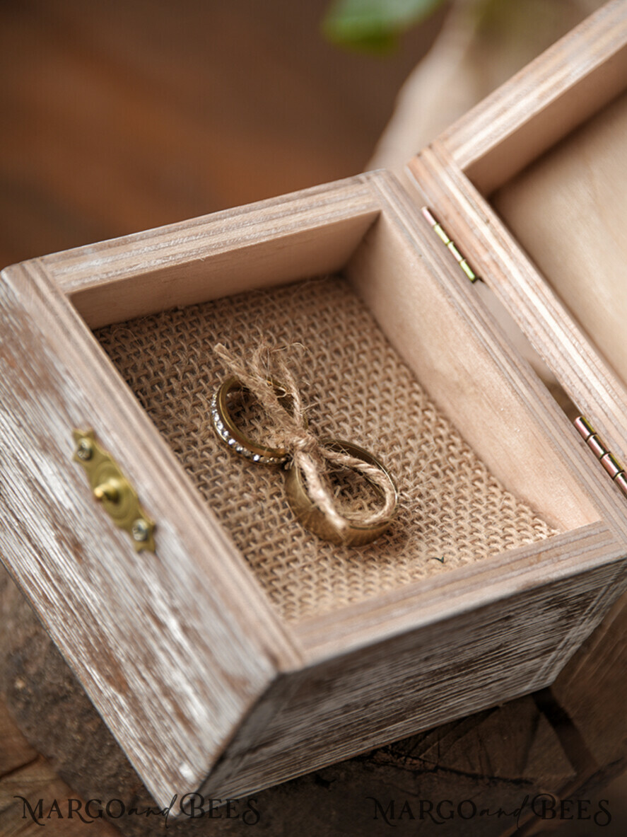 RING BEARER BOXES & PILLOWS Epoxy Wedding rings Box Custom Wedding Ring box for ceremony, wood wedding ring box • rustic wedding rings box • real flowers in resin luxury ring box