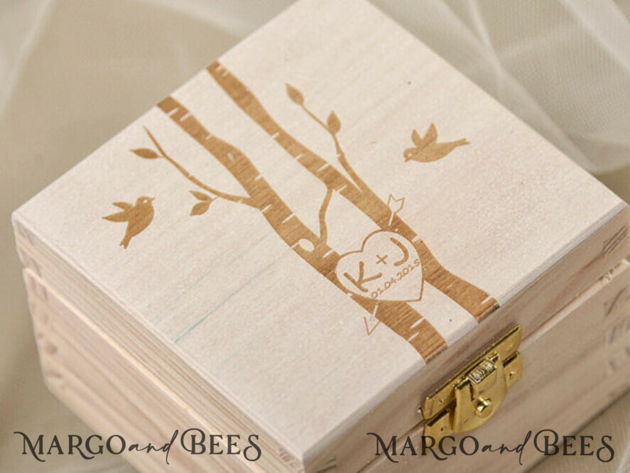 RING BEARER BOXES & PILLOWS Epoxy Wedding rings Box Presoanlised wedding Ring box for 2 or 3 rings, Handmade wedding ring box • Real Flowers ring bearer box • wood luxury ring box
