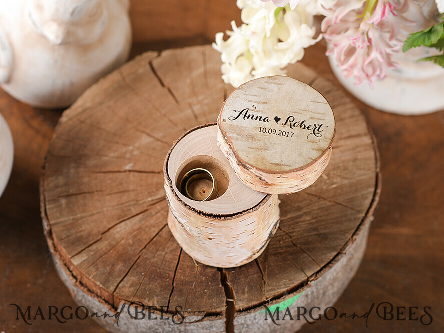 RING BEARER BOXES & PILLOWS Epoxy Wedding rings Box Personalised wedding box his and hers, Handmade wedding ring box • Real Flowers ring bearer box • wood luxury ring box
