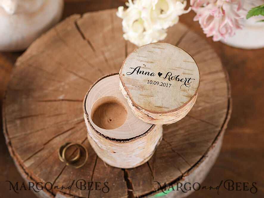 RING BEARER BOXES & PILLOWS Epoxy Wedding rings Box Personalised wedding box his and hers, Handmade wedding ring box • Real Flowers ring bearer box • wood luxury ring box