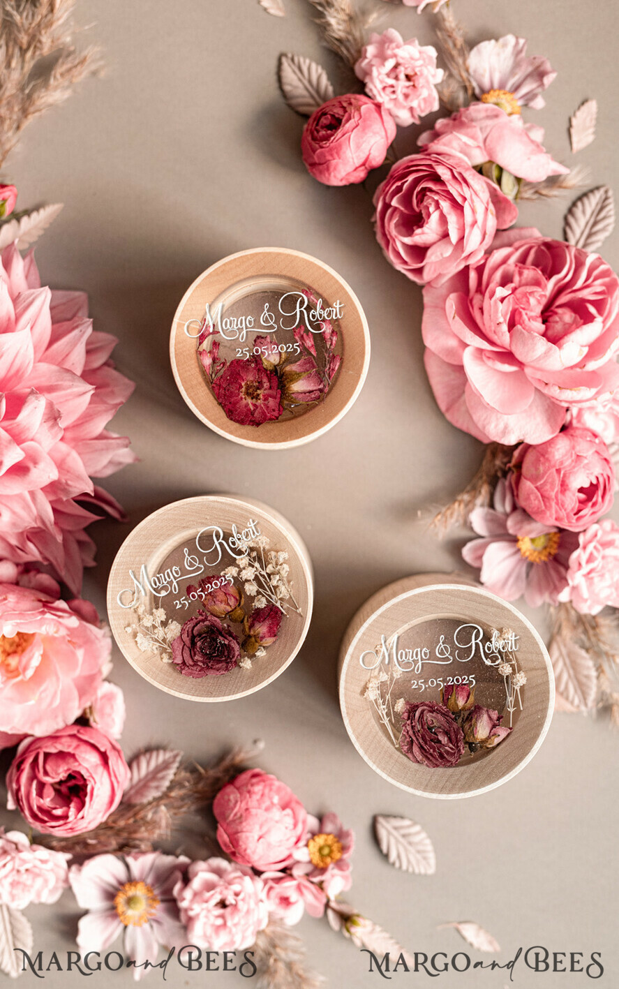 RING BEARER BOXES & PILLOWS Epoxy Wedding rings Box Elegant Epoxy Wedding Ring Box, Customized Resin Ring Box With Engraving, Minimalistic Real Flower Wedding Ring Box With Velvet, Rustic Wedding Stationery
