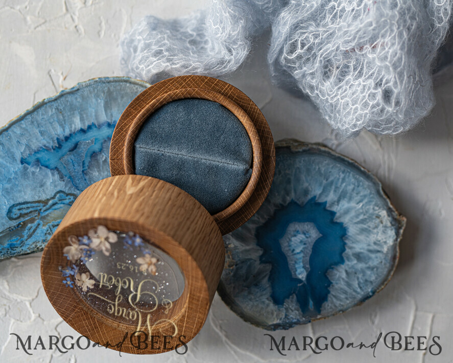 RING BEARER BOXES & PILLOWS Epoxy Wedding rings Box Luxury Resin Wedding Ring Box, Minimalistic Engraved Real Flower Ring Box, Personalized Epoxy Box With Nude Velvet, Rustic Bespoke Ring Box