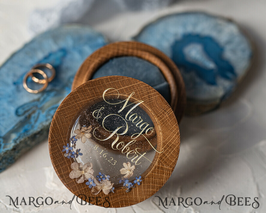 RING BEARER BOXES & PILLOWS Epoxy Wedding rings Box Luxury Resin Wedding Ring Box, Minimalistic Engraved Real Flower Ring Box, Personalized Epoxy Box With Nude Velvet, Rustic Bespoke Ring Box