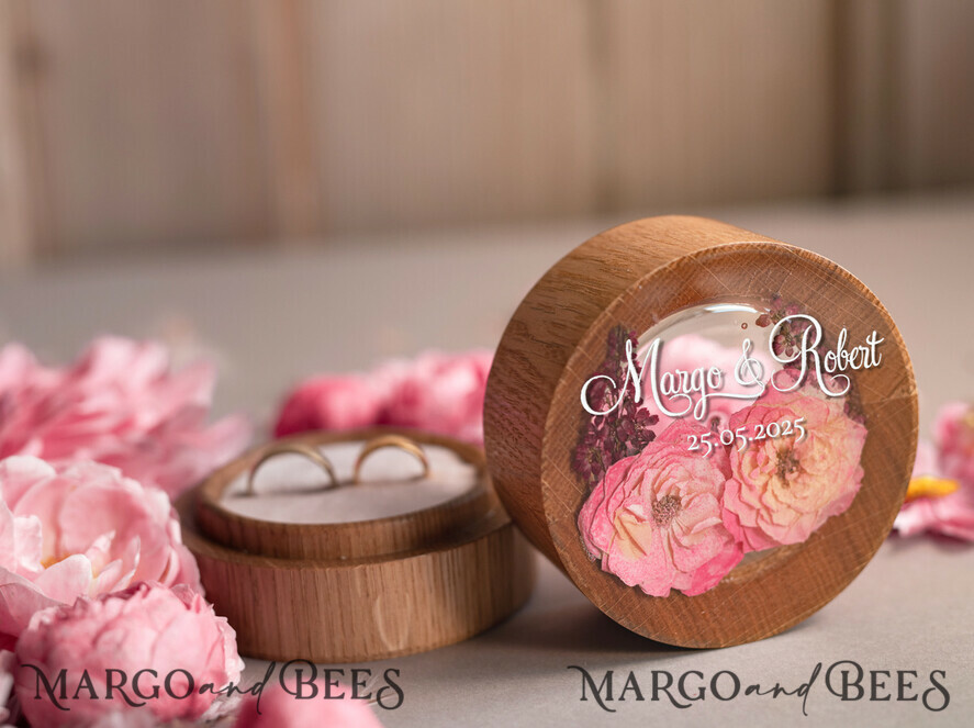 RING BEARER BOXES & PILLOWS Epoxy Wedding rings Box Elegant Epoxy Wedding Ring Box, Customized Resin Ring Box With Engraving, Minimalistic Real Flower Wedding Ring Box With Velvet, Rustic Wedding Stationery
