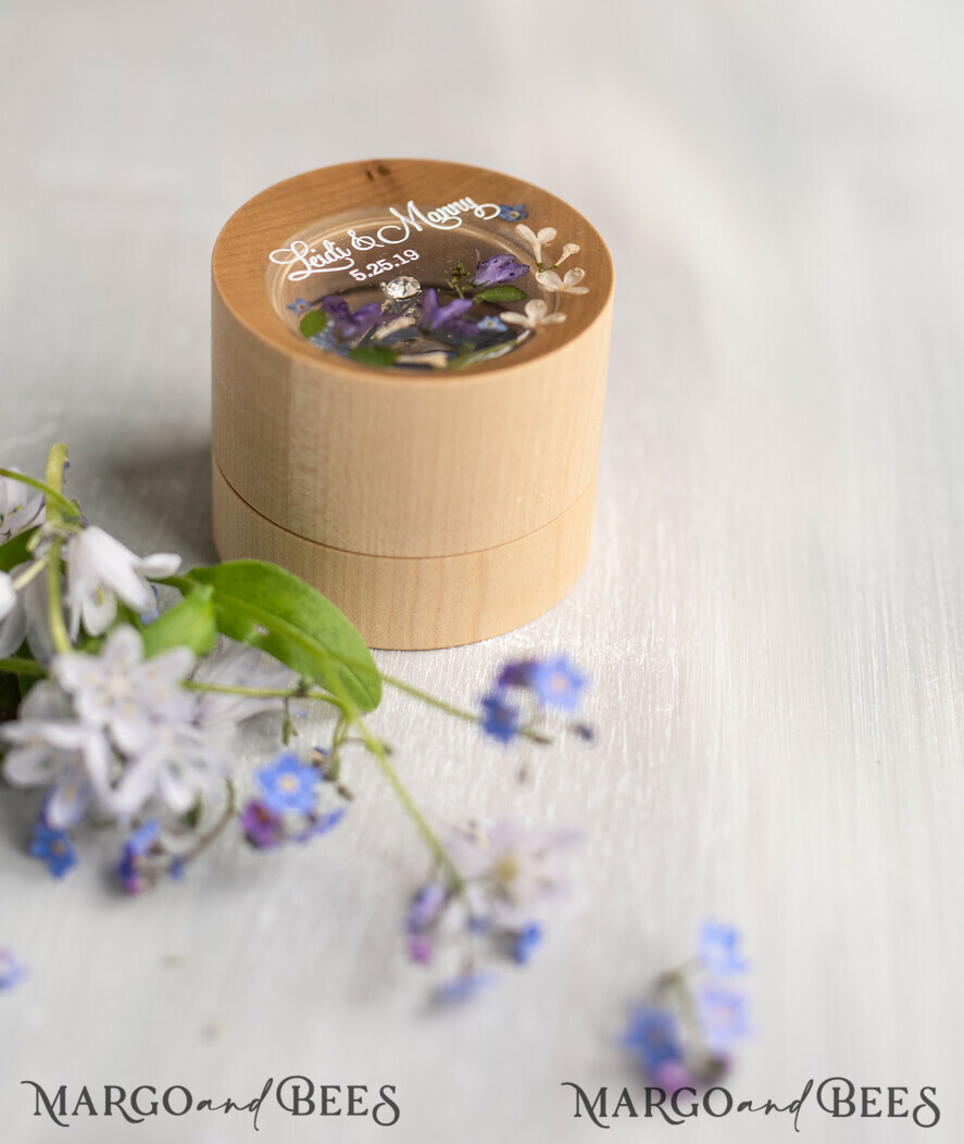 RING BEARER BOXES & PILLOWS Epoxy Wedding rings Box Personalised wedding box his and hers, Handmade wedding ring box • Real Flowers ring bearer box • wood luxury ring box