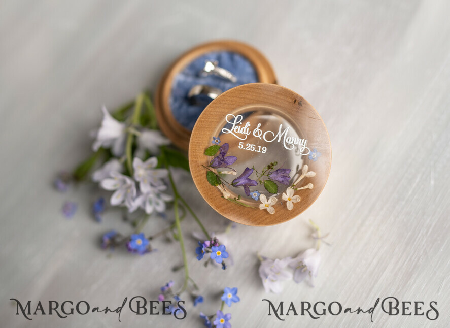 RING BEARER BOXES & PILLOWS Epoxy Wedding rings Box Personalised wedding box his and hers, Handmade wedding ring box • Real Flowers ring bearer box • wood luxury ring box