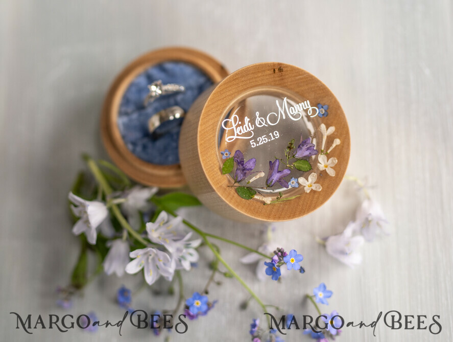 RING BEARER BOXES & PILLOWS Epoxy Wedding rings Box Personalised wedding box his and hers, Handmade wedding ring box • Real Flowers ring bearer box • wood luxury ring box