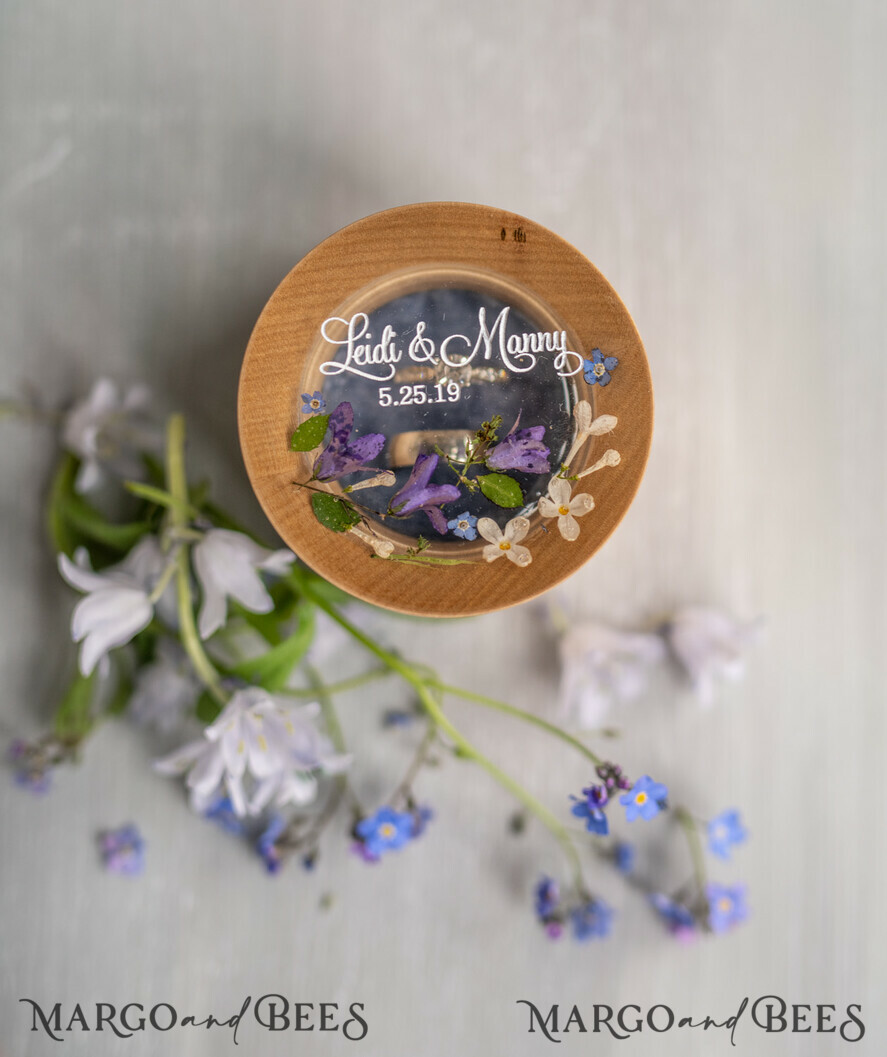 RING BEARER BOXES & PILLOWS Epoxy Wedding rings Box Personalised wedding box his and hers, Handmade wedding ring box • Real Flowers ring bearer box • wood luxury ring box