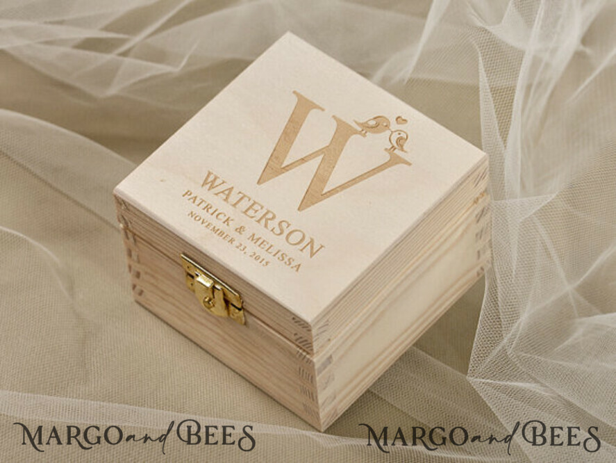RING BEARER BOXES & PILLOWS Epoxy Wedding rings Box Personalised wedding box his and hers, wooden wedding ring box • rustic ring bearer box • real flowers in resin luxury ring box