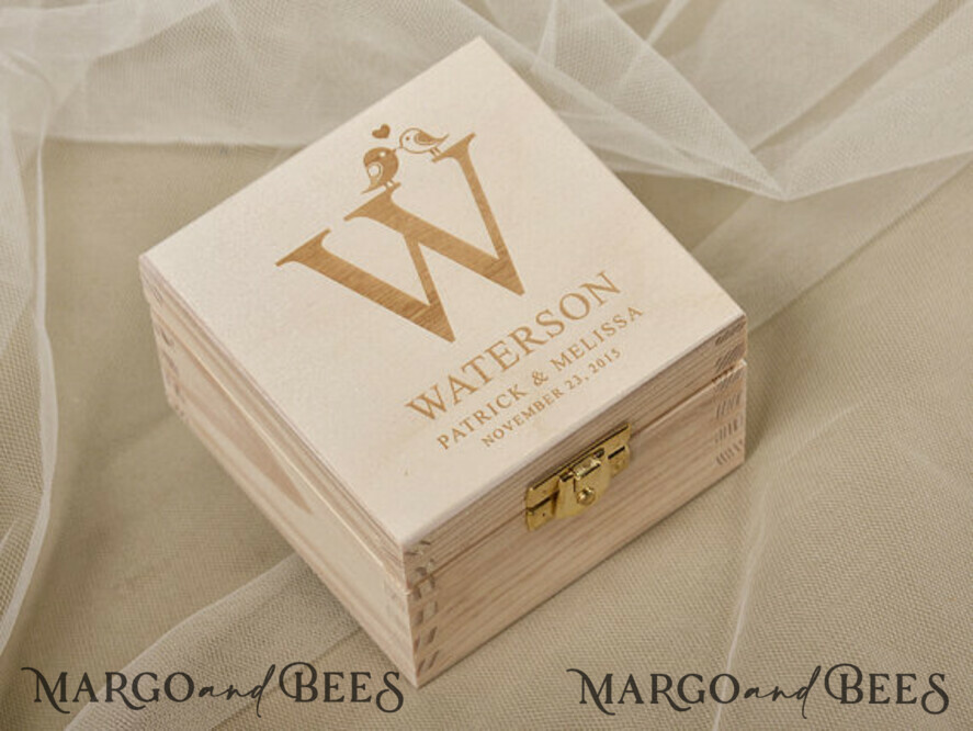 RING BEARER BOXES & PILLOWS Epoxy Wedding rings Box Personalised wedding box his and hers, wooden wedding ring box • rustic ring bearer box • real flowers in resin luxury ring box