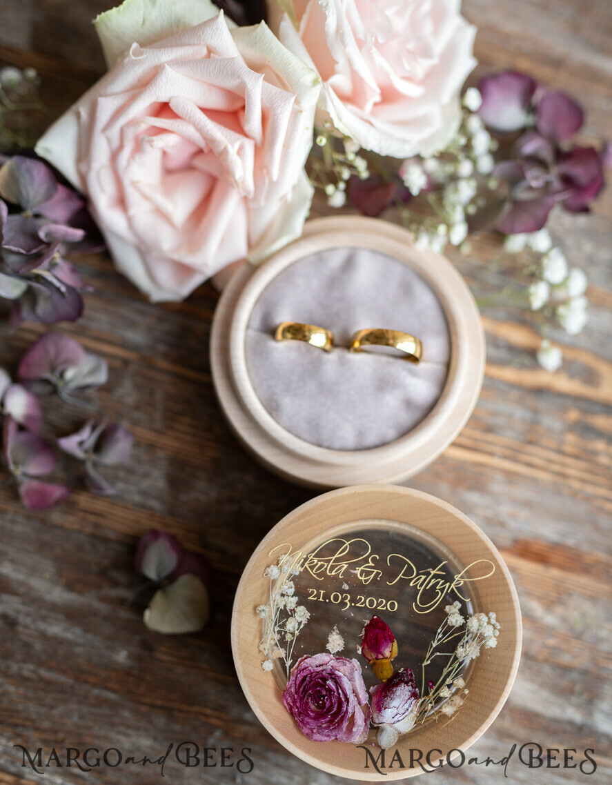 RING BEARER BOXES & PILLOWS Epoxy Wedding rings Box Presonaised Ring Box for wedding bands, Handmade wedding ring box • Real Flowers ring bearer box • wood luxury ring box