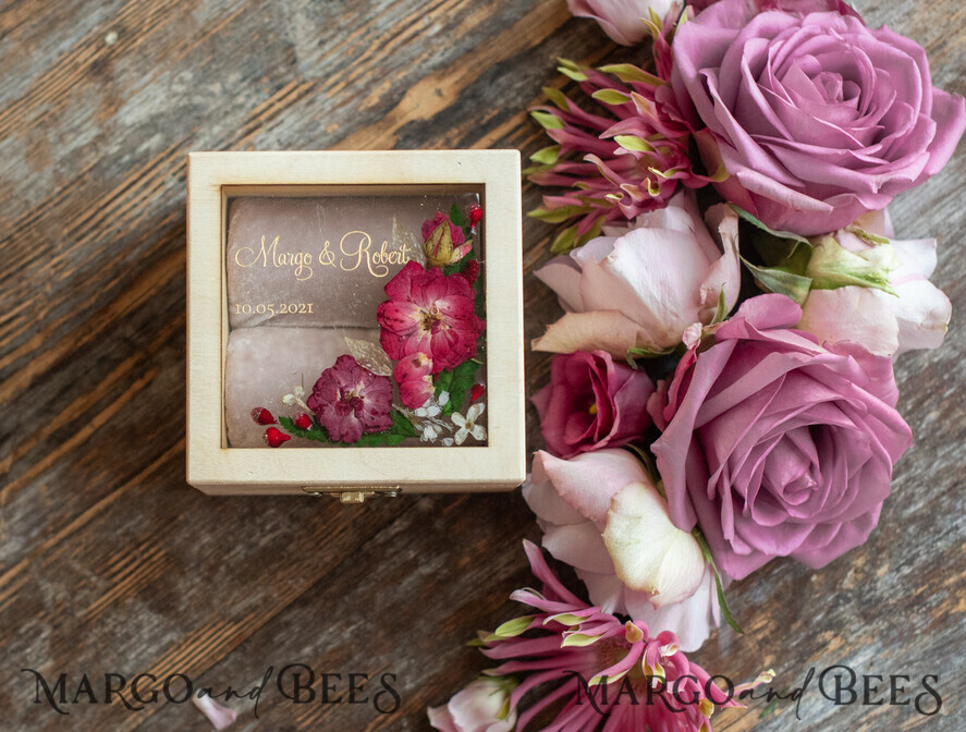 RING BEARER BOXES & PILLOWS Epoxy Wedding rings Box Personalised wedding box his and hers, wood wedding ring box • rustic wedding rings box • real flowers in resin luxury ring box