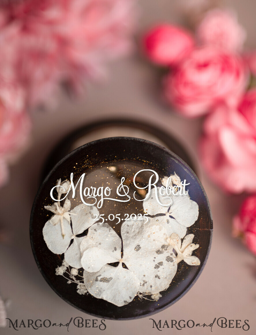 RING BEARER BOXES & PILLOWS Epoxy Wedding rings Box Elegant Epoxy Wedding Ring Box, Customized Resin Ring Box With Engraving, Minimalistic Real Flower Wedding Ring Box With Velvet, Rustic Wedding Stationery