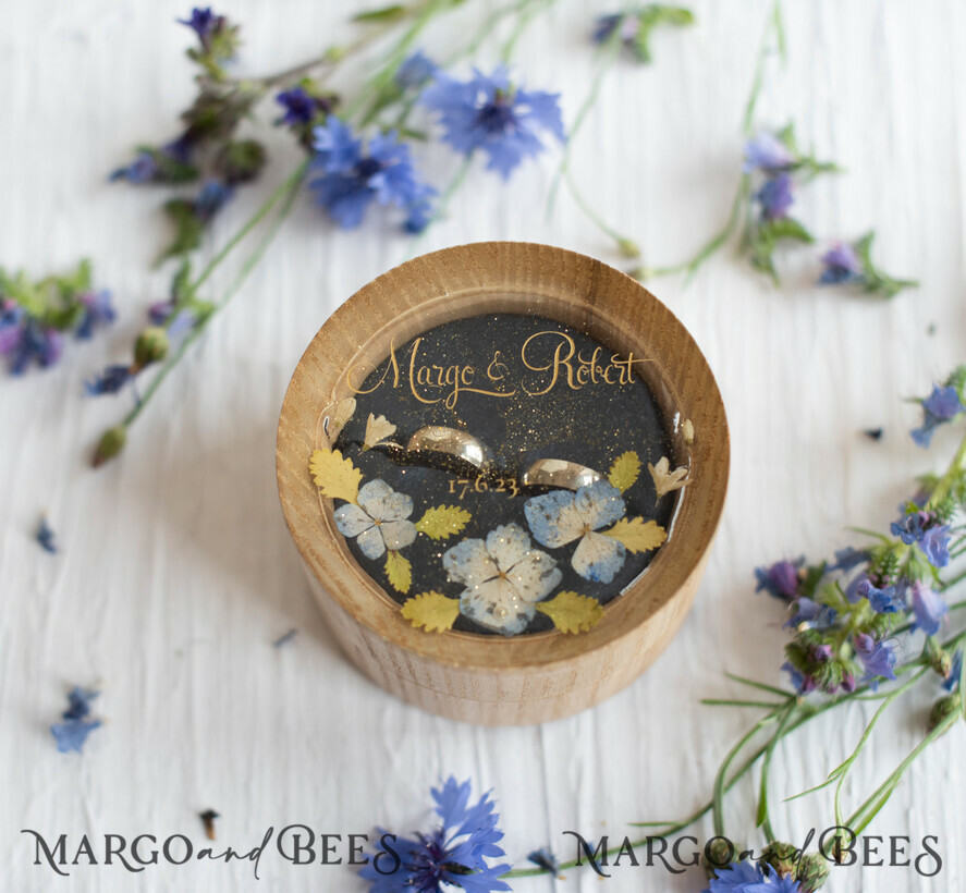 RING BEARER BOXES & PILLOWS Epoxy Wedding rings Box Presonaised Ring Box for wedding bands, rustic glam wedding ring box • handmade ring bearer box • velvet luxury ring box